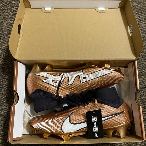 NIKE MERCURIAL ZOOM SUPERFLY 9 ELITE FG